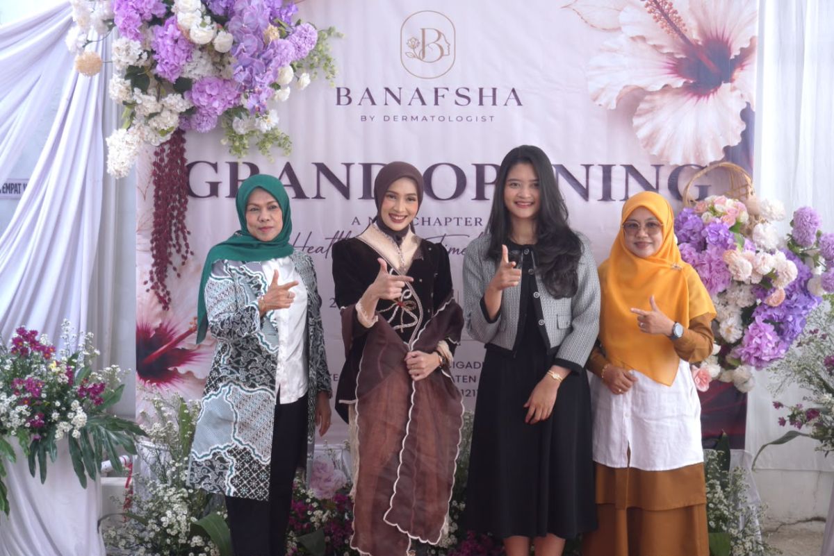 KETUA TP PKK KABUPATEN SUBANG HADIRI GRAND OPENING BANAFSHA DERMATOLOGIST: DORONG PEREKONOMIAN LOKAL DAN KUALITAS LAYANAN KESEHATAN