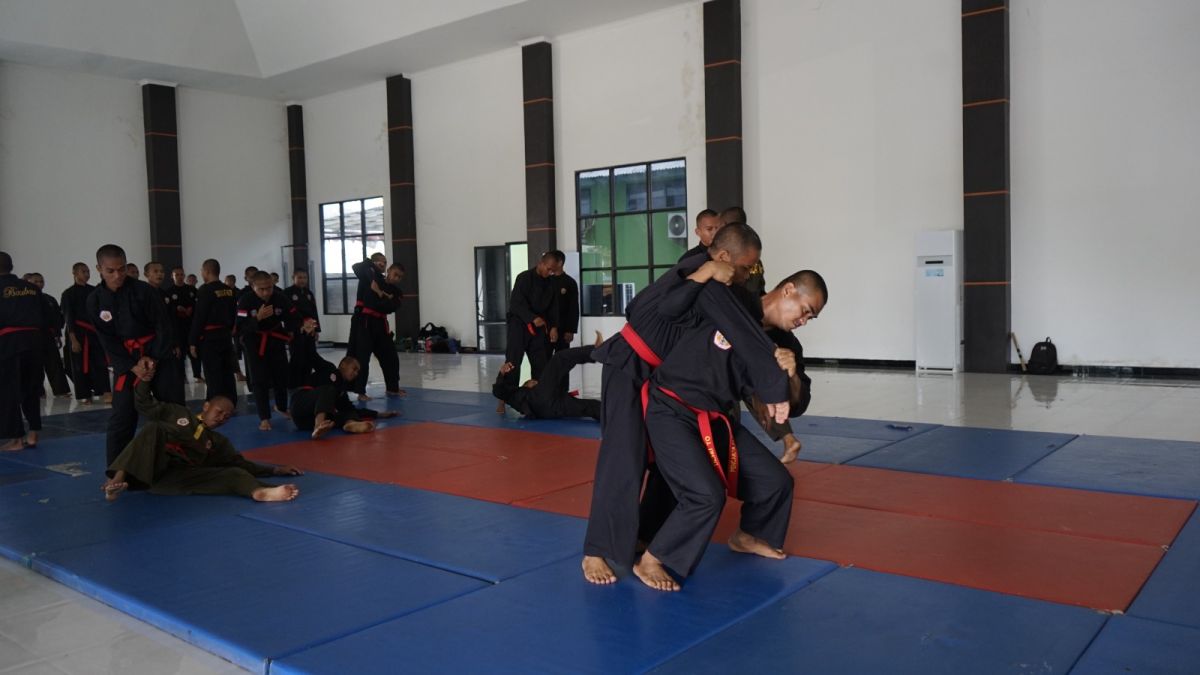 Memasuki Hari Ke-48, Kadertih PSM Korem 143/HO Permantap Teknik dan Fisik