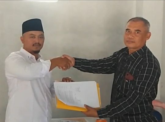 Buniara Sauyunan! Kang Yayat Mulyana  Obos Resmi Mendaftarkan Diri Sebagai Calon Kepala Desa Buniara