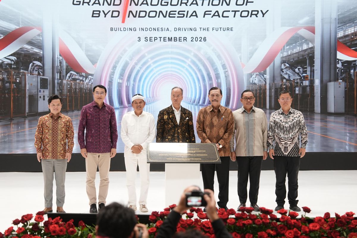 BYD RESMI BEROPERASI, KANG REY HADIRI PERESMIAN PABRIK BYD DI SUBANG SMARTPOLITAN