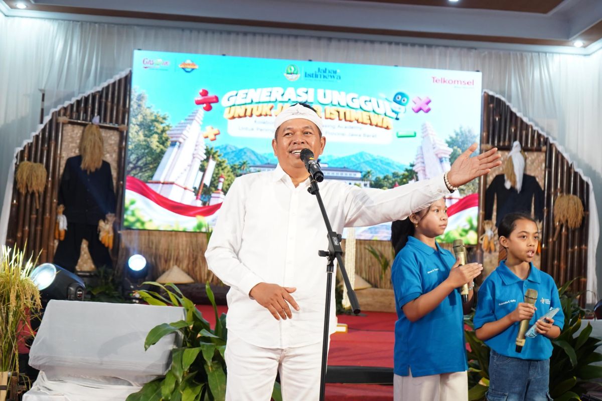 KANG AKUR HADIRI PELATIHAN MATEMATIKA METODE GASING BERSAMA GUBERNUR JAWA BARAT