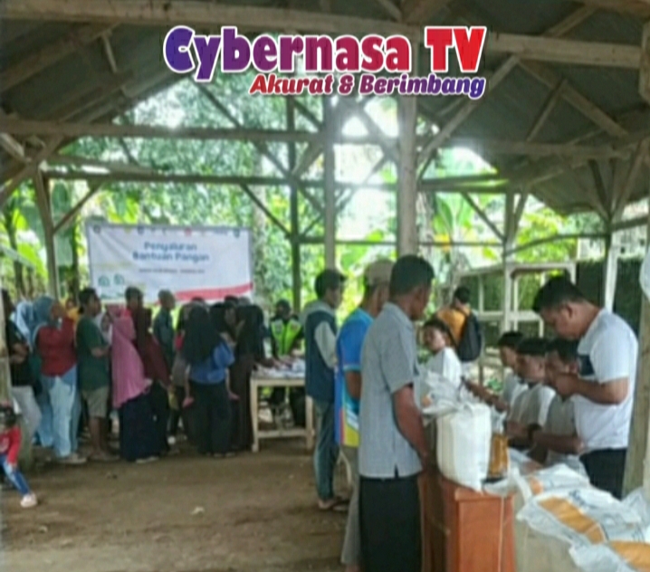 6021 KPM  Kec.Tanjungsiang Dapat    Bantuan Pangan ( 20 kg beras dan 4 liter minyak goreng)
