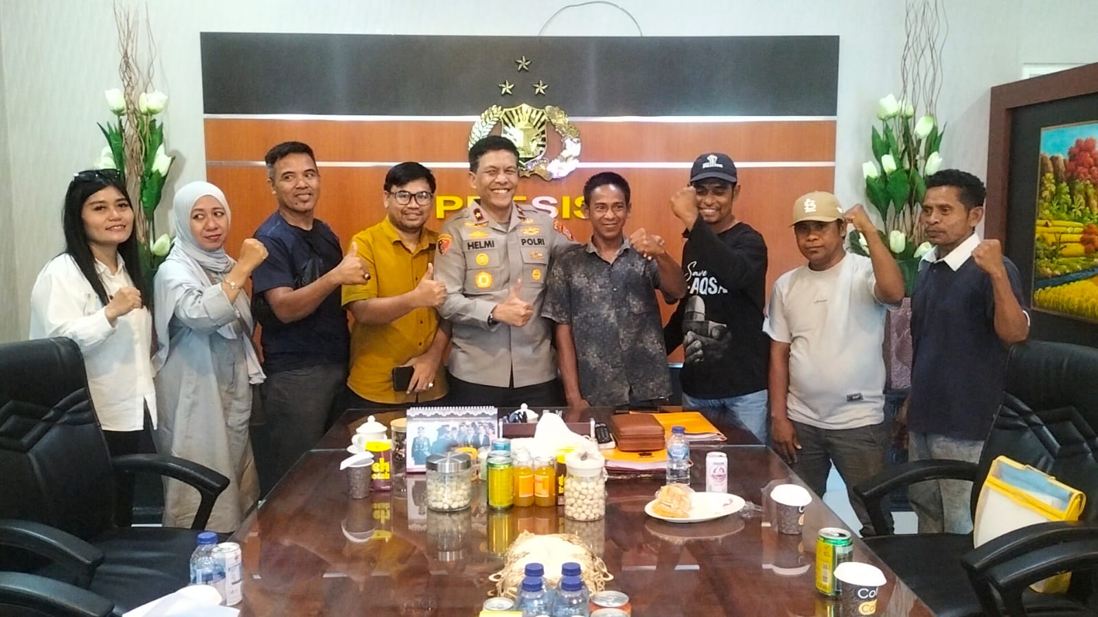 Aliansi Masyarakat Desa Loli Oge Dialog dengan Wakapolda Sulteng, Tolak Tambang dan Minta Kasus Pembongkaran Bak Air Diselesaikan Humanis