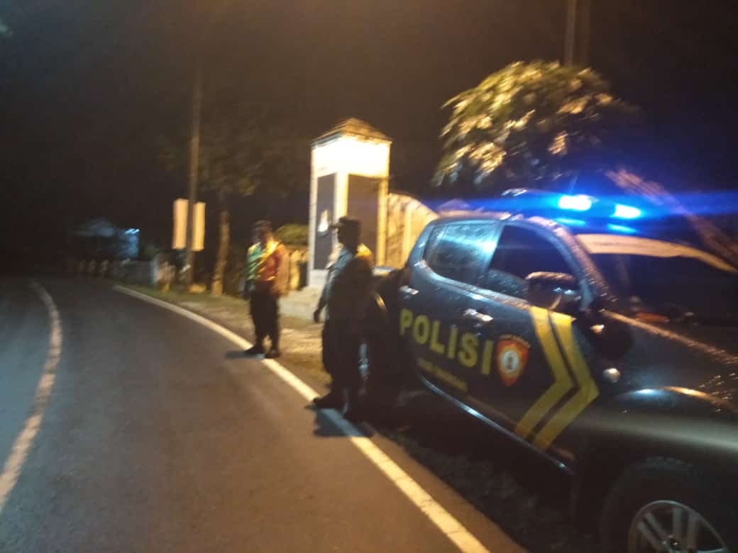 ANGGOTA POLSEK TANJUNGSIANG GIATKAN PATROLI KE PERBATASAN, GUNA ANTISIPASI GANGGUAN KAMTIBMAS