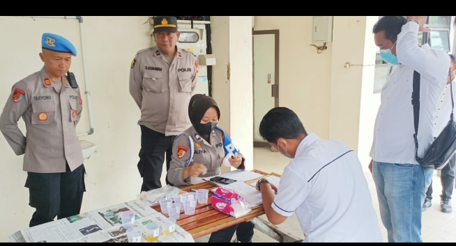 Antisipasi Penyalahgunaan Narkoba, Polres Sumedang Lakukan Tes Urine Bagi Personilnya