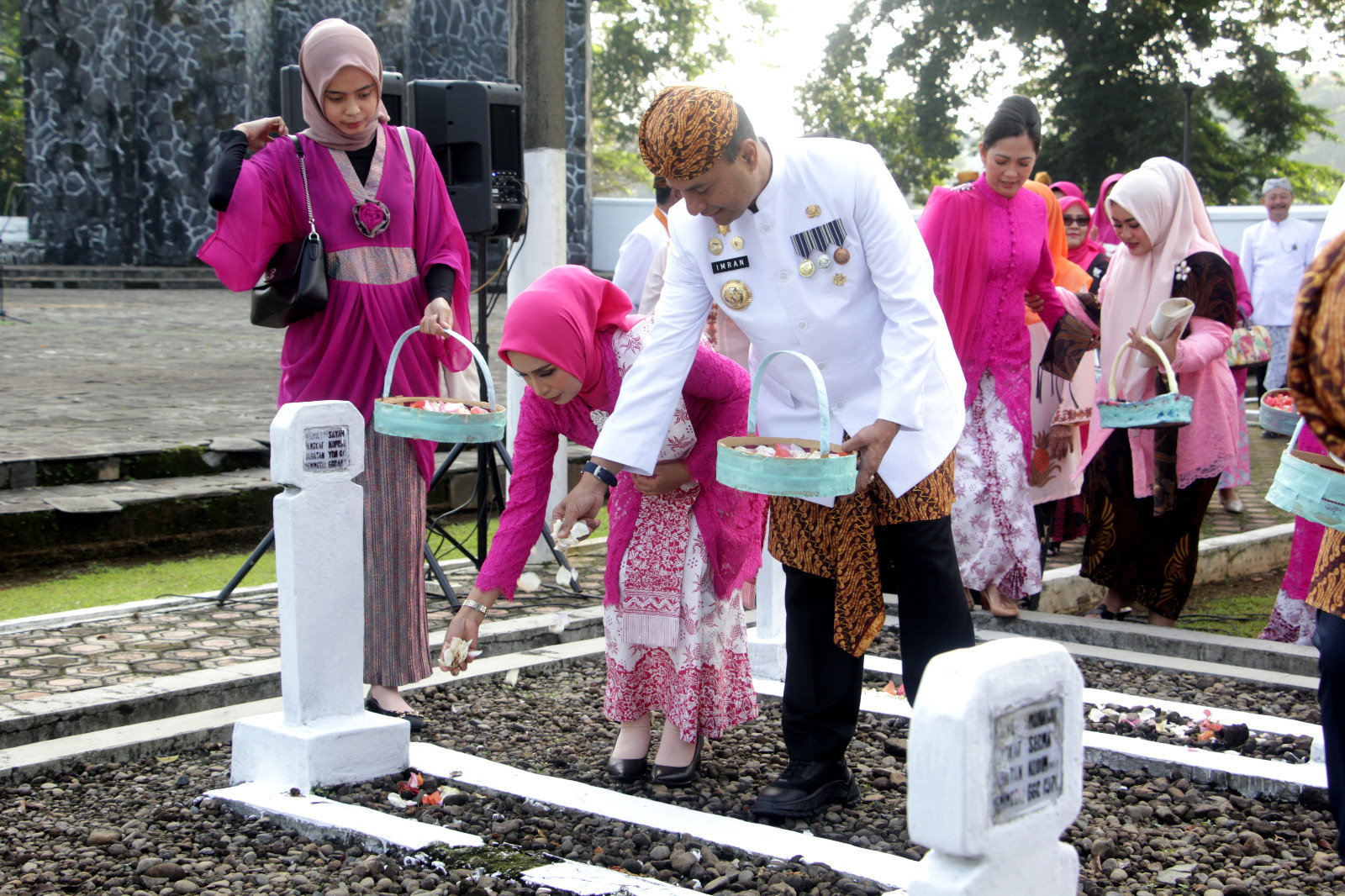 AWALI RANGKAIAN HUT SUBANG, PJ BUPATI SUBANG ZIARAH KE MAKAM PAHLAWAN