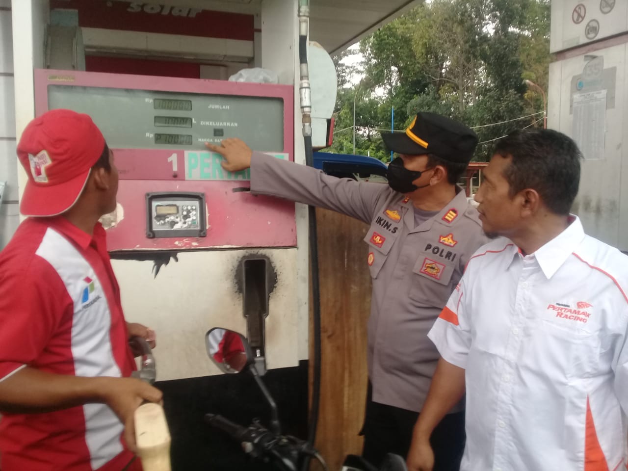 BBM Resmi Naik,Situasi Pom Bensin Ciloa Padaasih Cibogo Aman Terkendali
