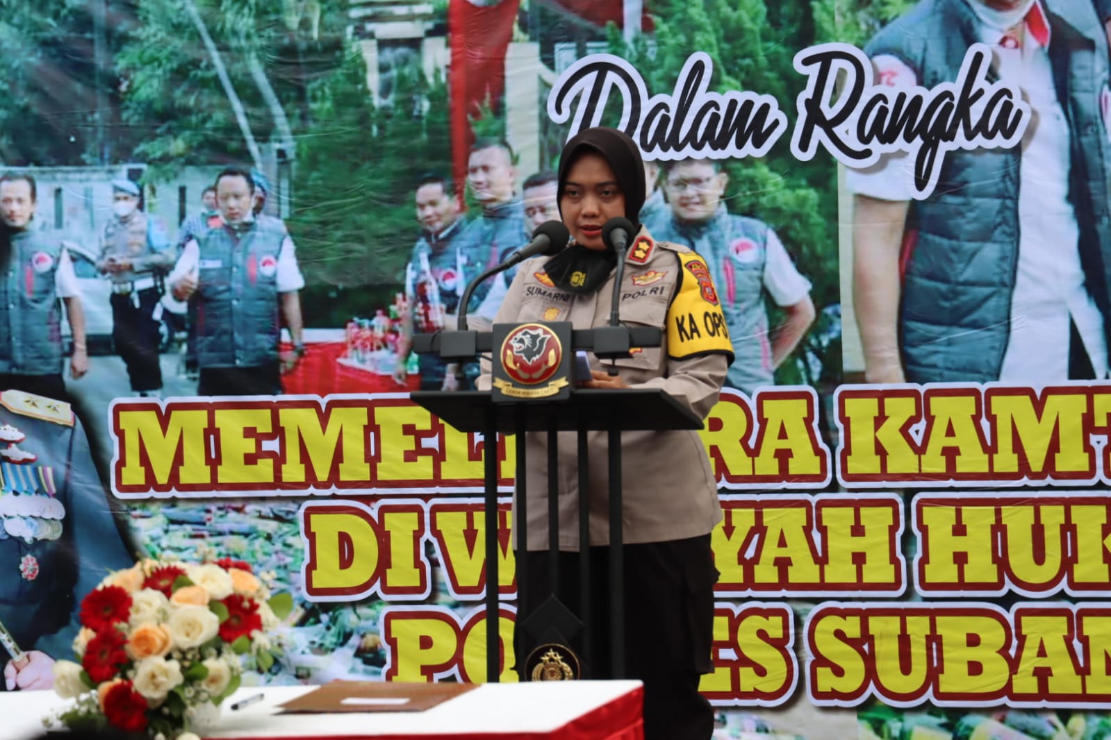 Belasan ribu botol miras hasil operasi pekat Dimusnahkan