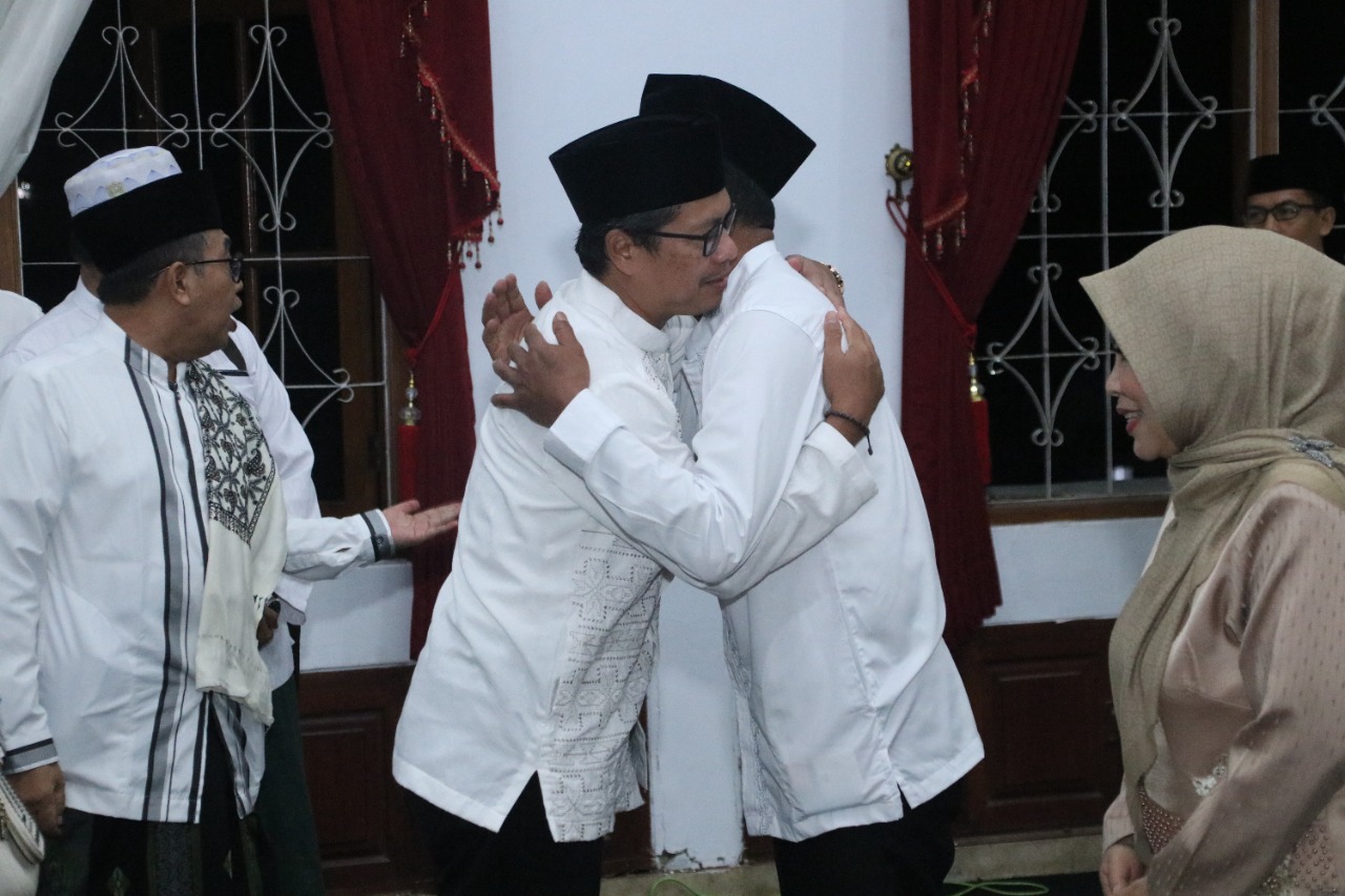 Berangkat ke Tanah Suci, Kang Jimat laksanakan Walimatus Safar