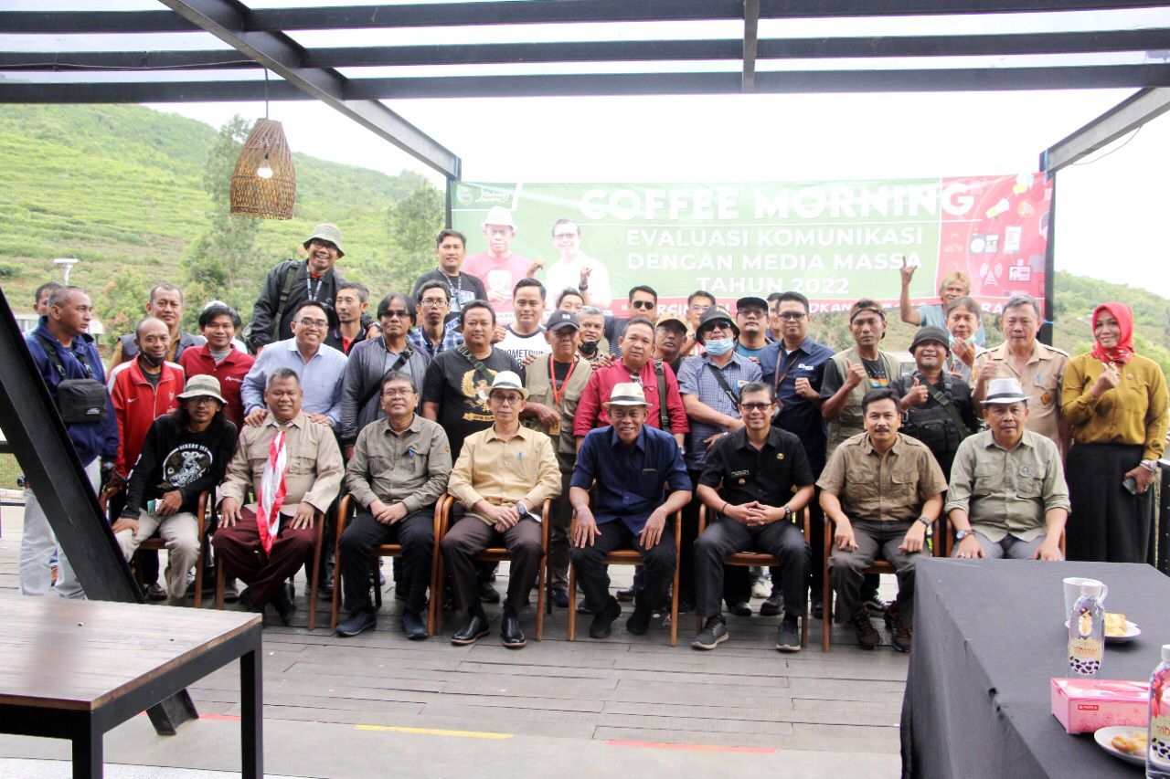 BERTEMU DENGAN MEDIA MASSA, KANG JIMAT TEKANKAN KEMAJEMUKAN MUTLAK DIPERLUKAN DEMI TERCAPAINYA TUJUAN