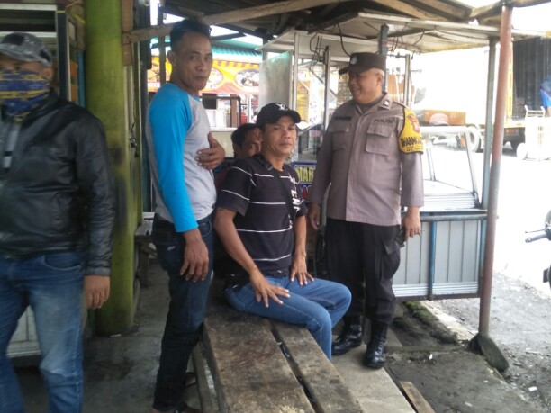 BHABIN DESA TANJUNGSIANG  HIMBAU WARGA DEMI  KAMTIBMAS YANG KONDUSIF DIWILAYAH BINAANNYA