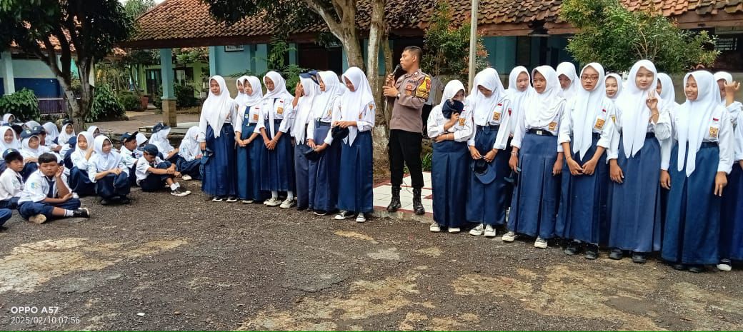Bhabinkamtibmas Polsek Jajaran Polres Subang Gelar Sosialisasi Pentingnya Menjaga Pergaulan dan Pengawasan Orang Tua terhadap Remaja