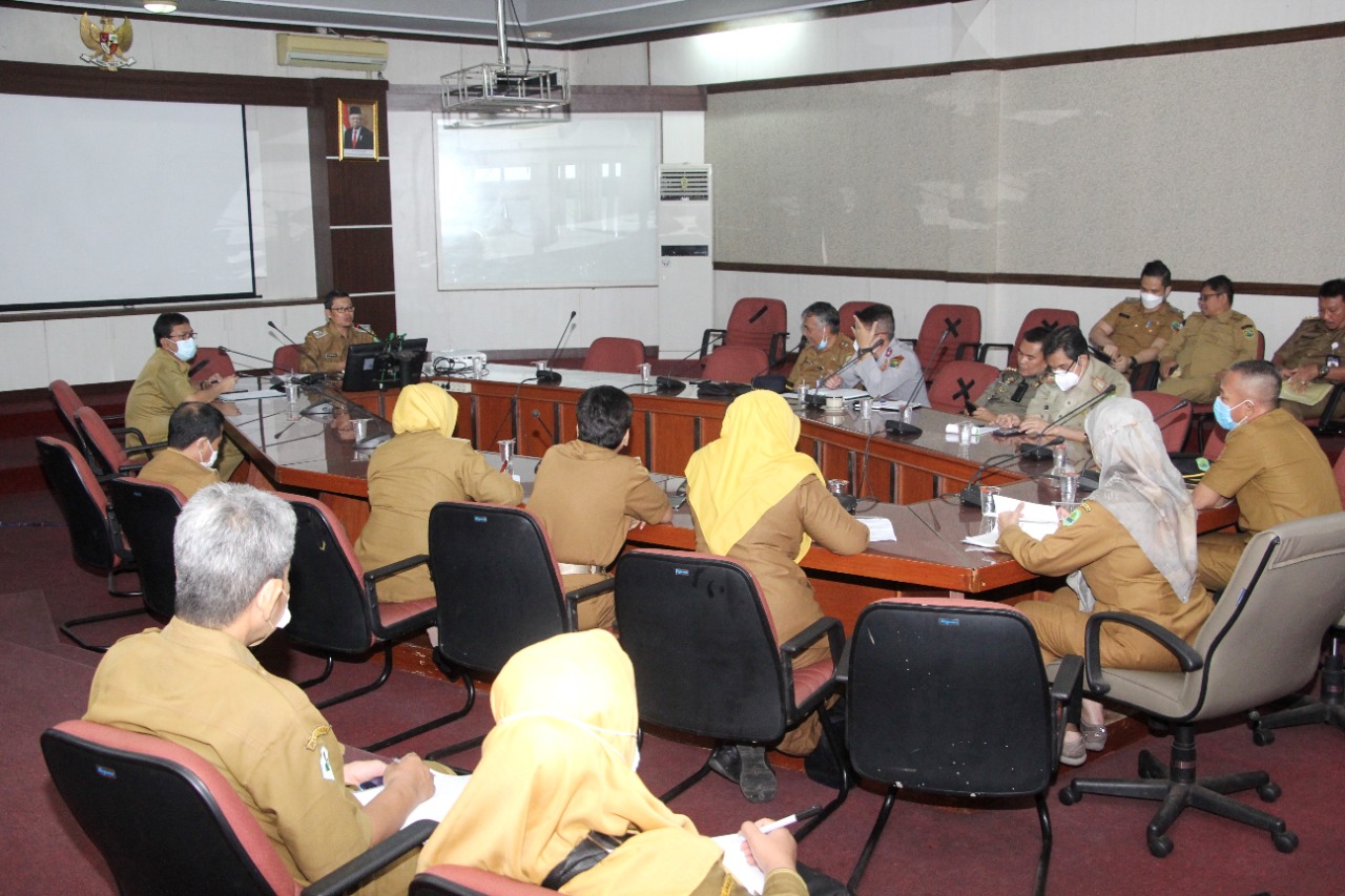 BRIEFING STAF : FOKUS PENGELOLAN TPS DI WILAYAH SUBANG