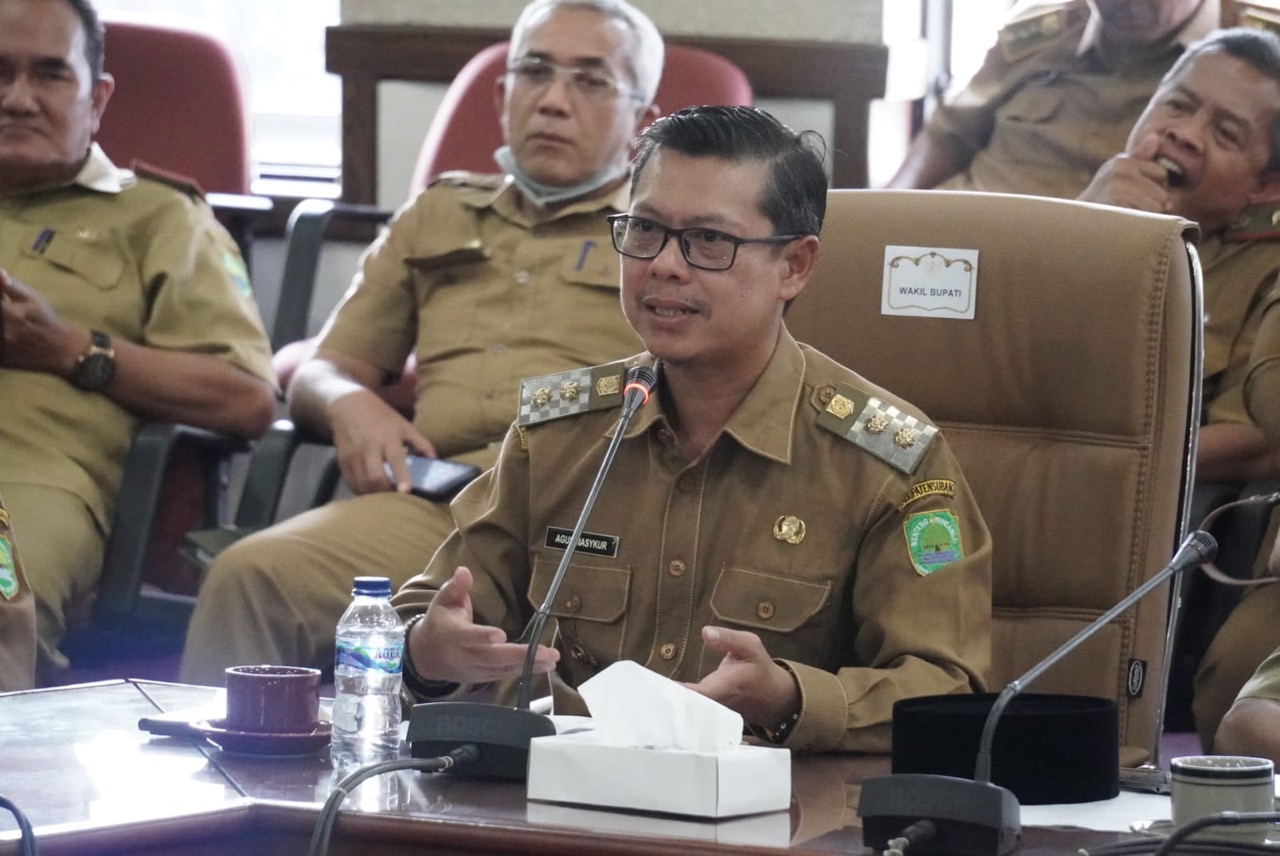 Briefing Staff Pemda Subang, Kang Akur Imbau Segera Persiapkan Instrumen yang Dibutuhkan Dalam Pengelolaan Alun-alun
