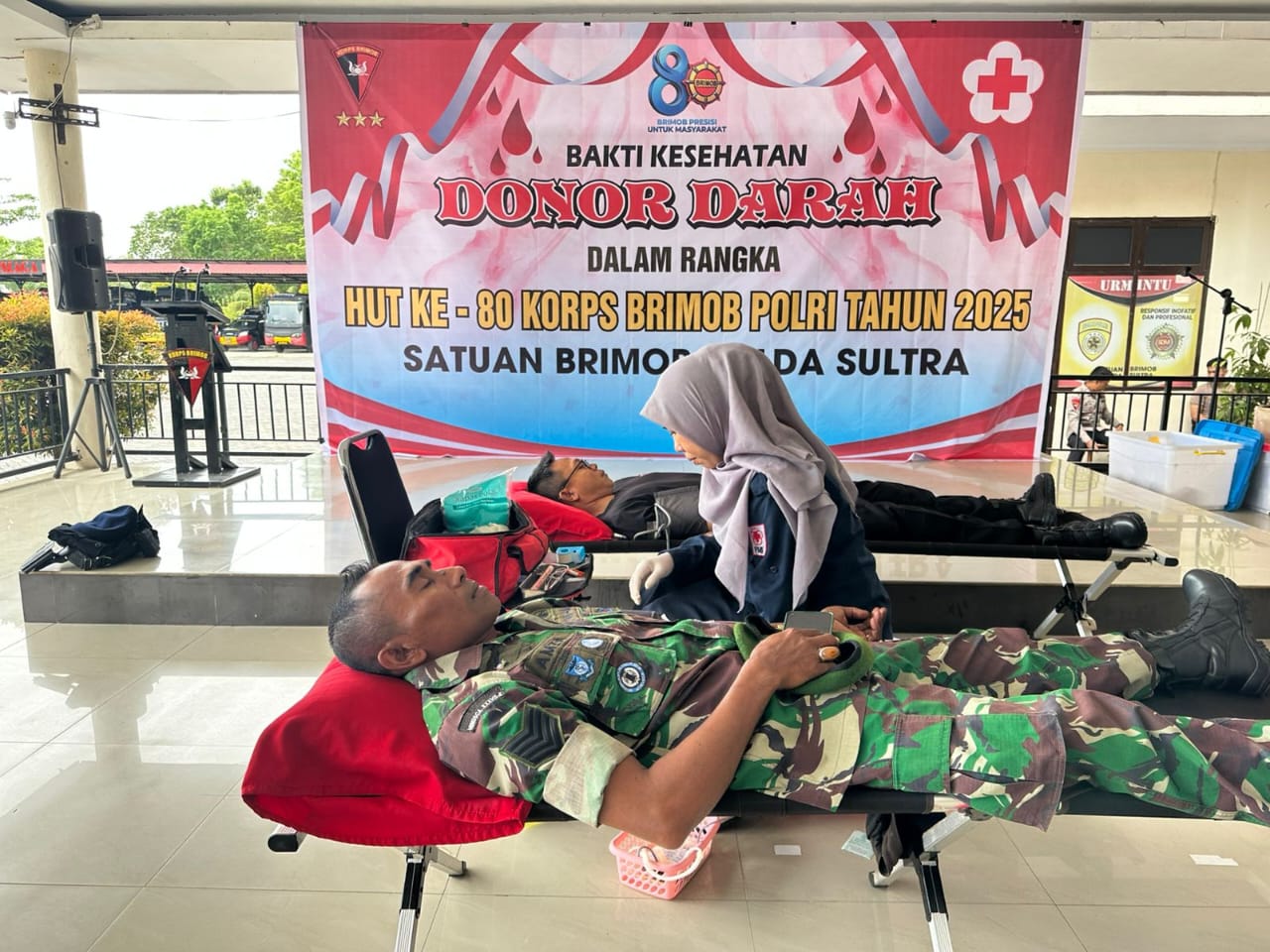 Brimob Polda Sultra Gelar Donor Darah dan Khitanan Massal Sambut HUT ke-80 Korps Brimob Polri