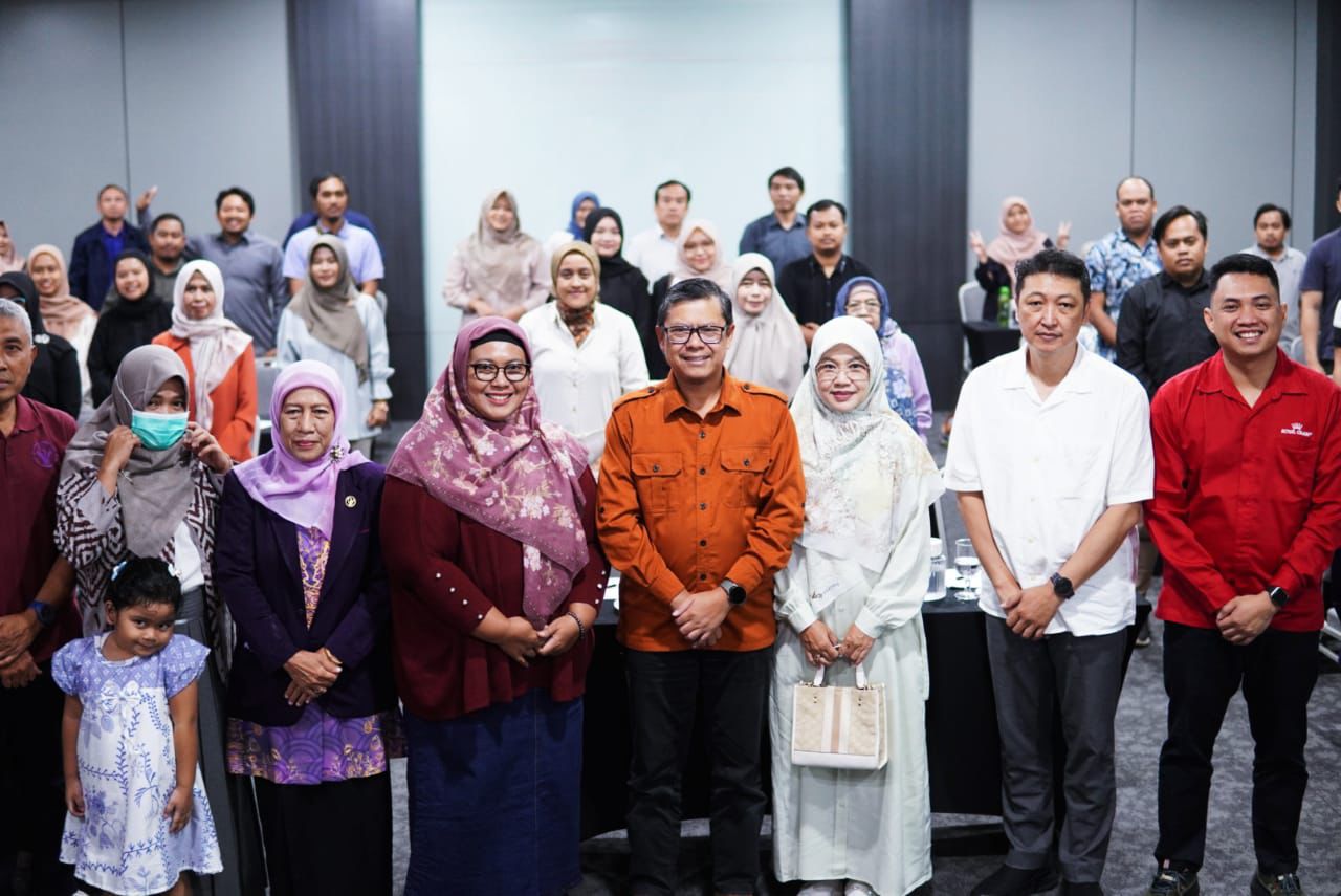BUKA KEGIATAN PDHI JABAR 8,KANG AKUR TEGASKAN PENTINGNYA PERAN PDHI DALAM MENANGANI PENYAKIT HEWAN