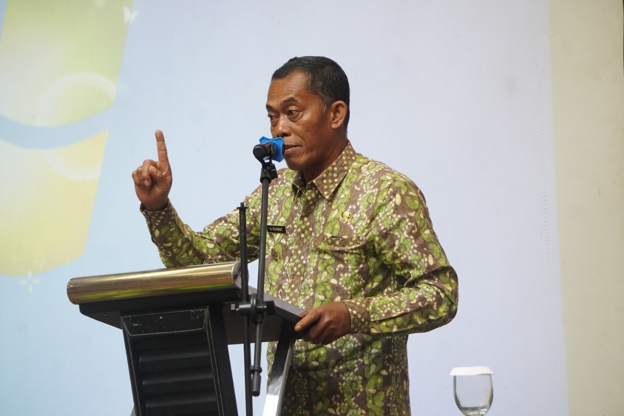 BUKA RAPAT EVALUASI BUMD, KANG JIMAT TEKANKAN INOVASI DAN KOLABORASI KUNCI KEMAJUAN SUBANG