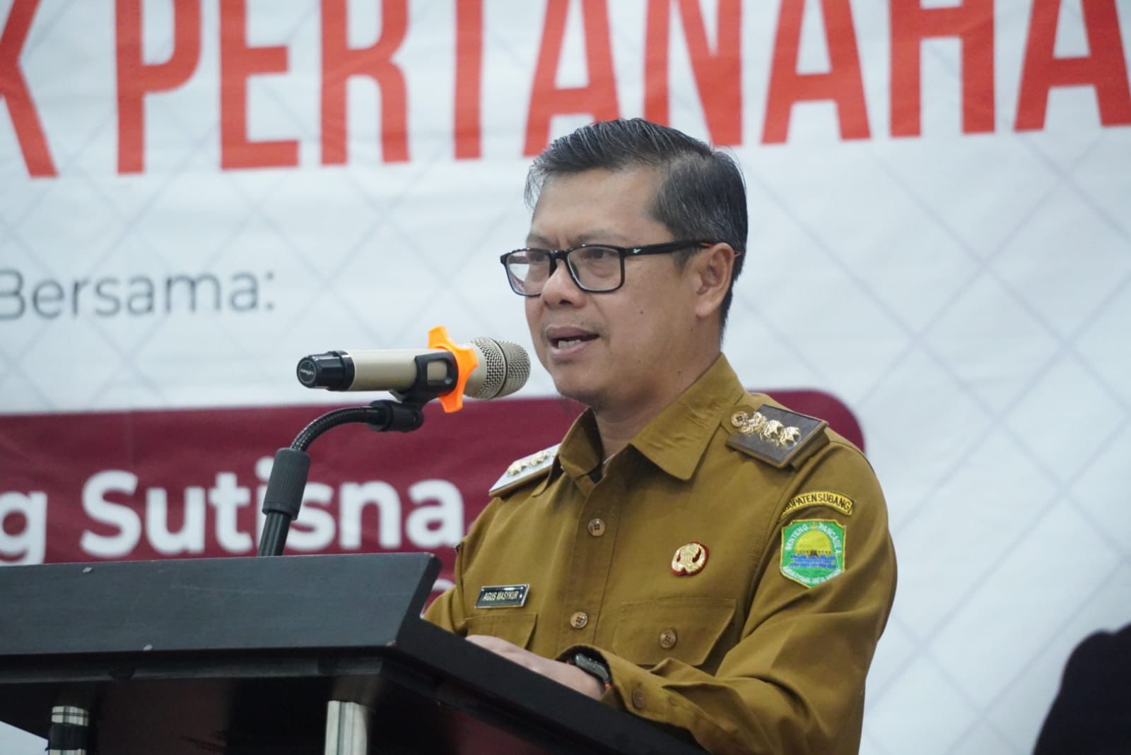 BUKA SOSIALISASI KEBIJAKAN SERTIFIKAT ELEKTRONIK, KANG AKUR HARAP PERSOALAN PERTANAHAN SEMAKIN TERURAI