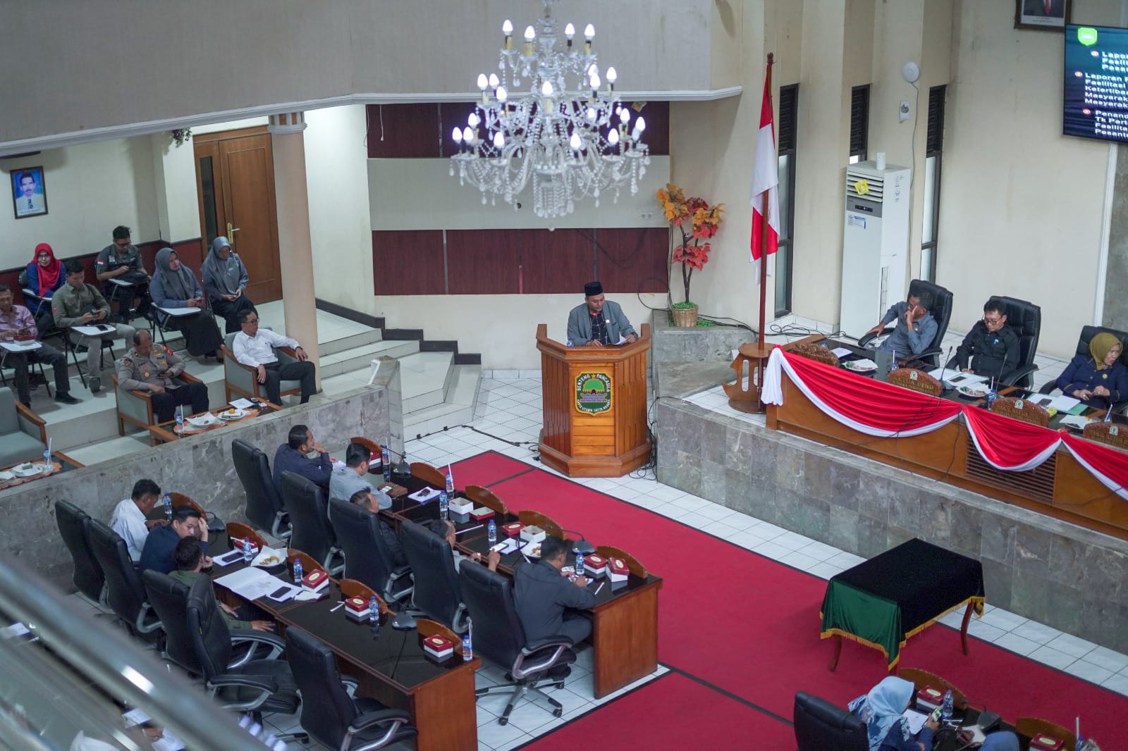 Bupati & Sekda Subang bahas 3 Raperda dan Jawaban Eksekutif atas RAPBD 2024 dalam Sidang Paripurna
