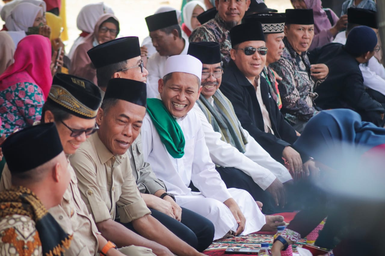Bupati dan Wabup hadiri Maulid Nabi Muhammad SAW di Kecamatan Pagaden