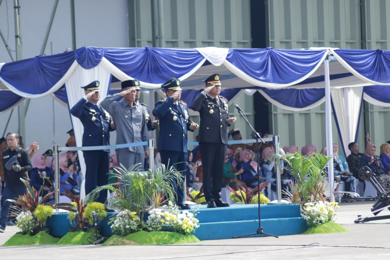BUPATI dan WABUP Subang ikuti upacara HUT ke-78 TENTARA NASIONAL INDONESIA    Cybernasa