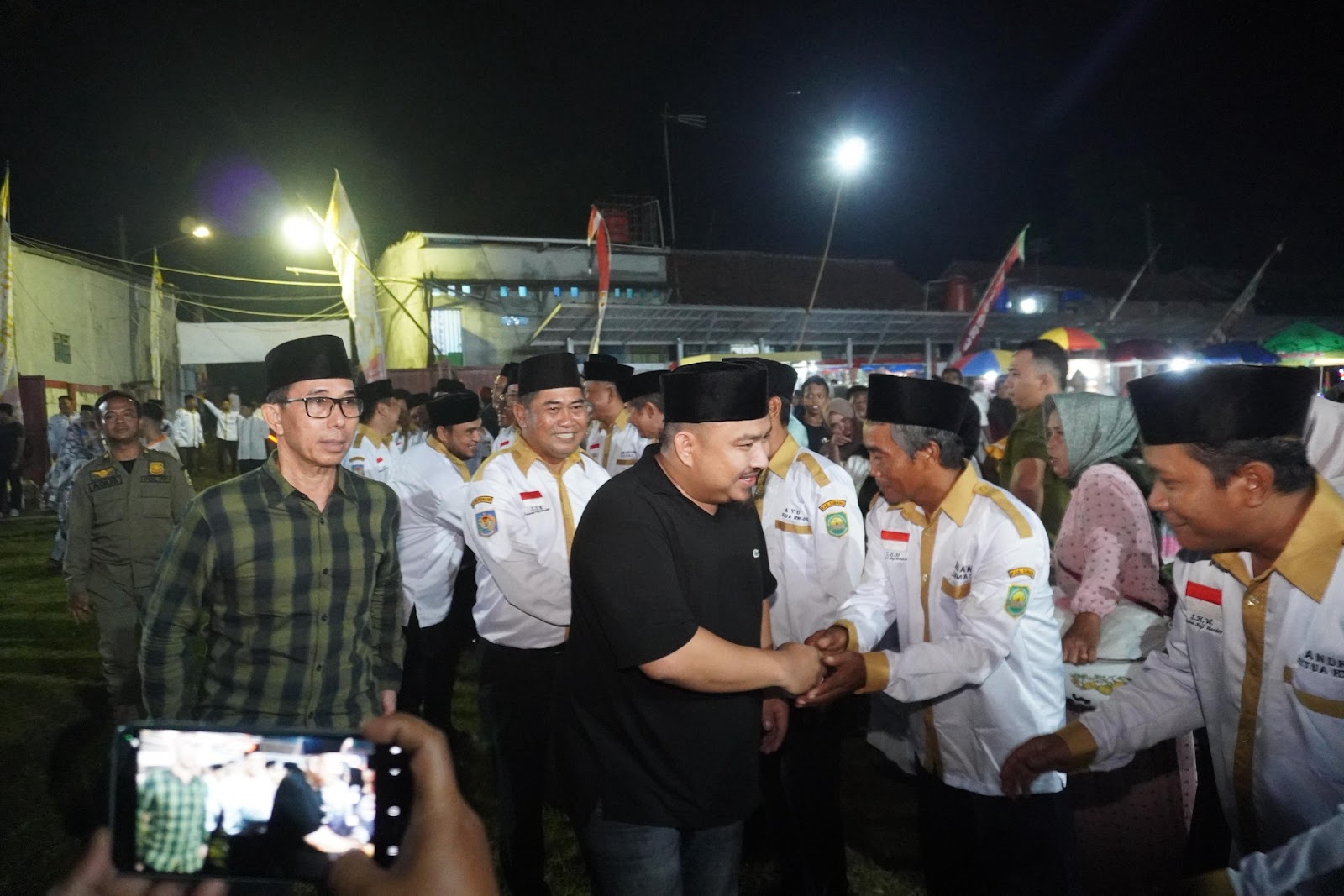 BUPATI SUBANG HADIRI PERINGATAN MAULID NABI MUHAMMAD SAW DAN TABLIGH AKBAR DI DESA CIPEUNDEUY