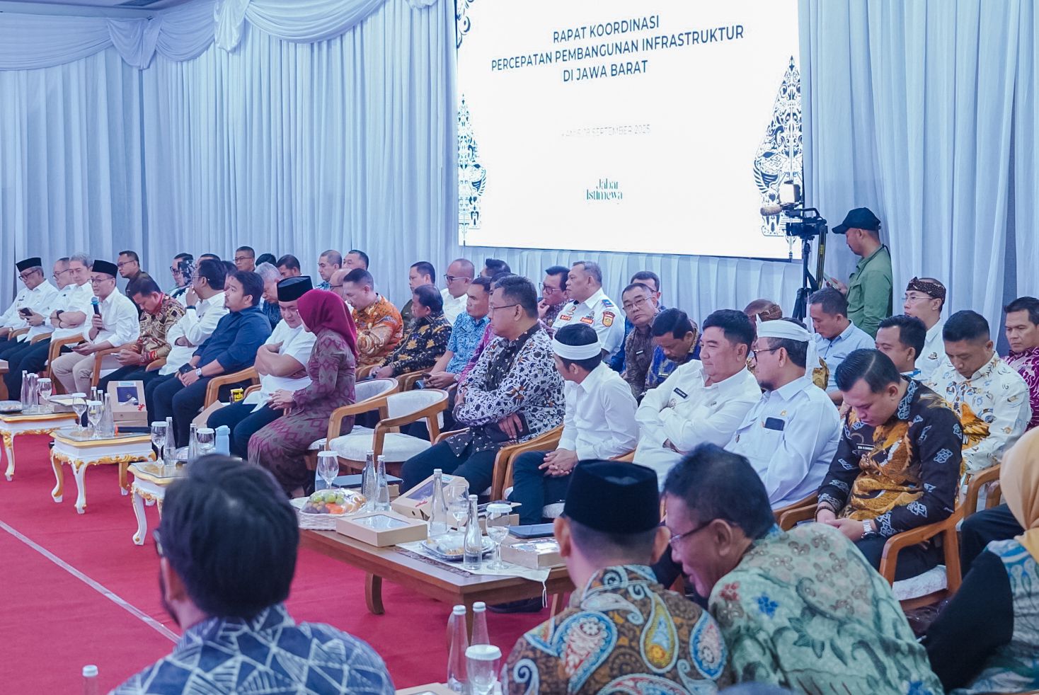BUPATI SUBANG HADIRI RAPAT KOORDINASI PERCEPATAN PEMBANGUNAN INFRASTRUKTUR DI JAWA BARAT BERSAMA GUBERNUR