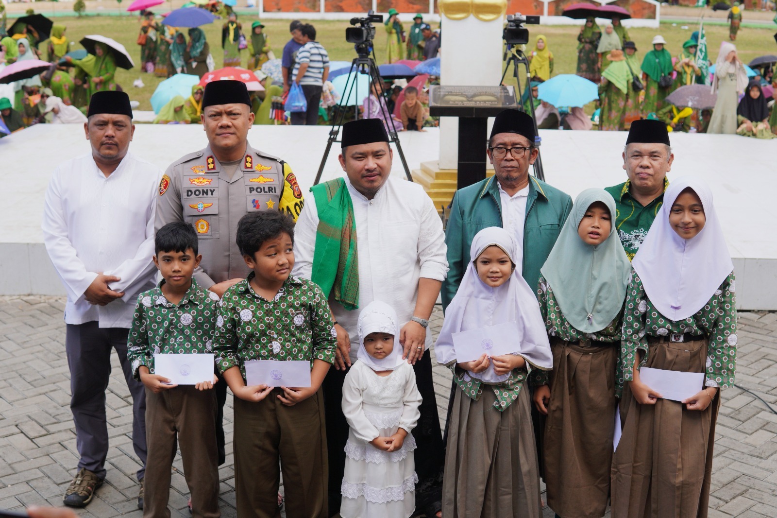 Bupati Subang Kukuhkan Pengurus Panglima Santri pada Peringatan Harlah ke-100 Nahdlatul Ulama