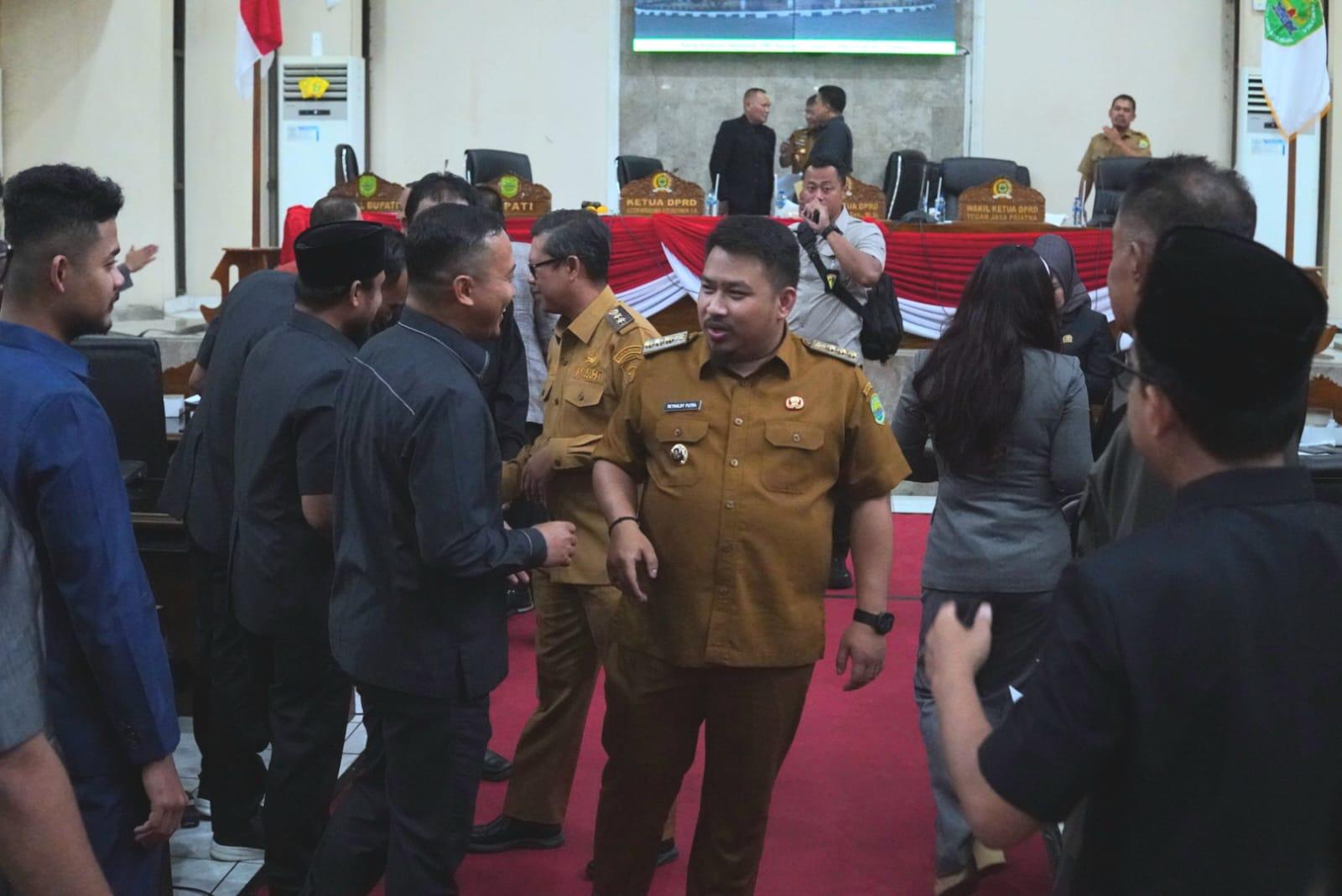 BUPATI SUBANG PAPARKAN KUA-PPAS PERUBAHAN 2025: KOMITMEN TRANSPARANSI DAN AKUNTABILITAS ANGGARAN DAERAH
