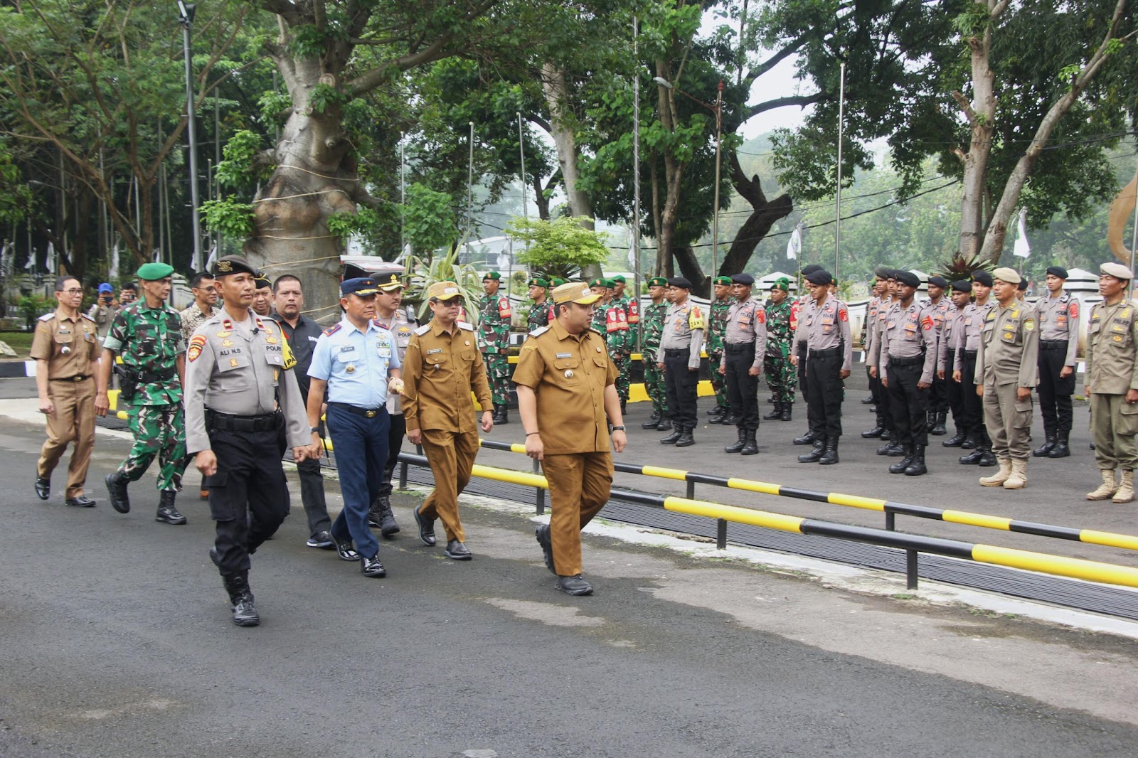 BUPATI SUBANG PIMPIN APEL KESIAPSIAGAAN SATGAS PEMBERANTASAN PREMANISME DI KABUPATEN SUBANG