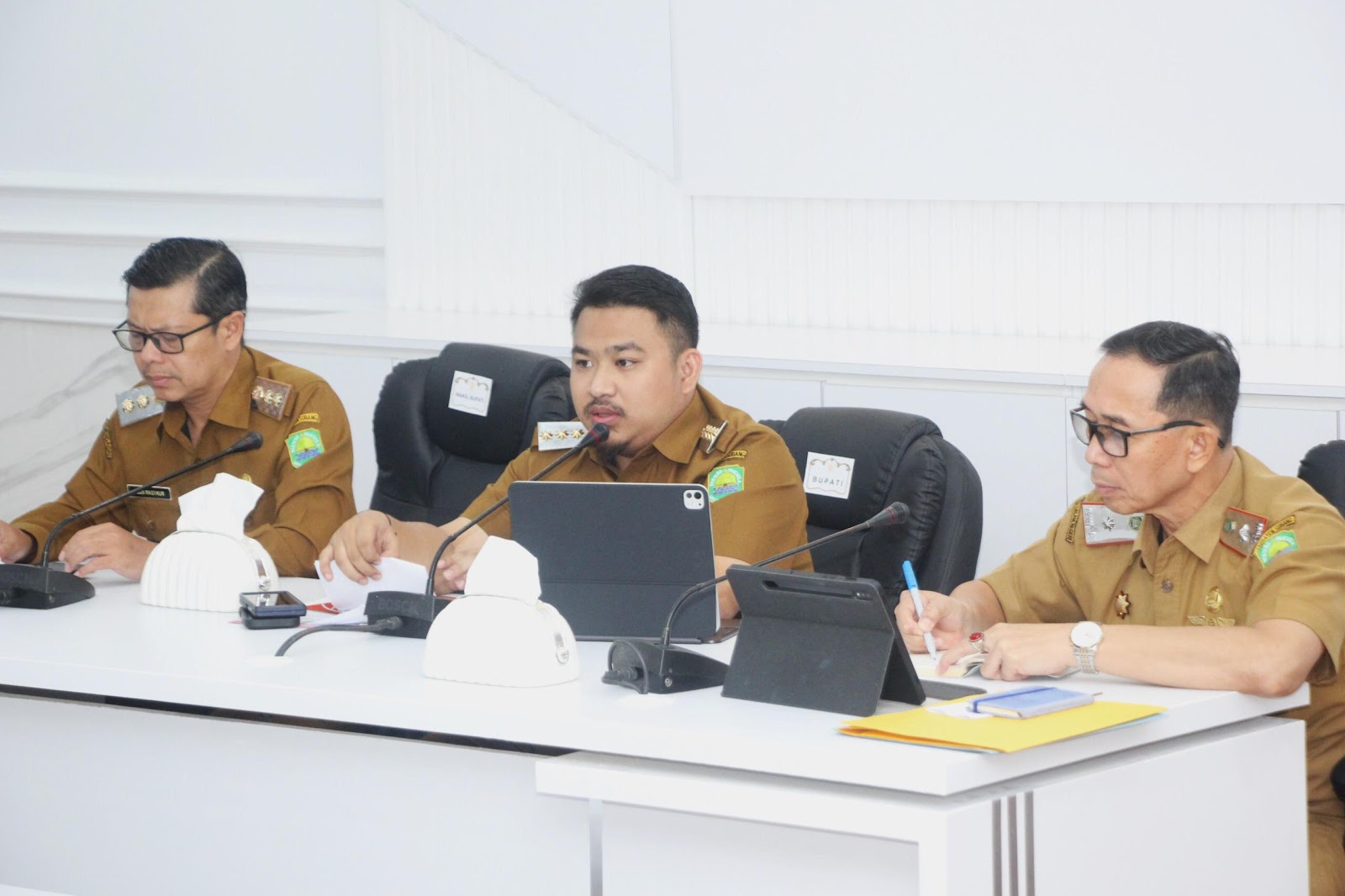 Bupati Subang Pimpin Briefing Staf: Fokus Pariwisata, Infrastruktur, dan Tata Kelola Pemerintahan