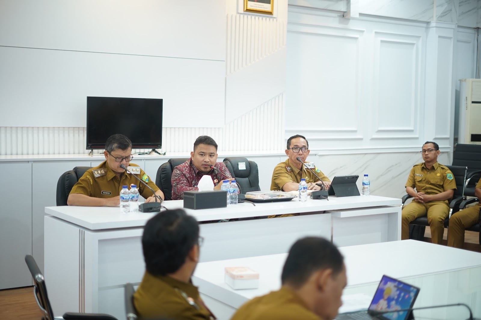 BUPATI SUBANG TEKANKAN PENTINGNYA KEBERSIHAN,KEPEKAAN SOSIAL,DAN EVALUASI KINERJA ASN