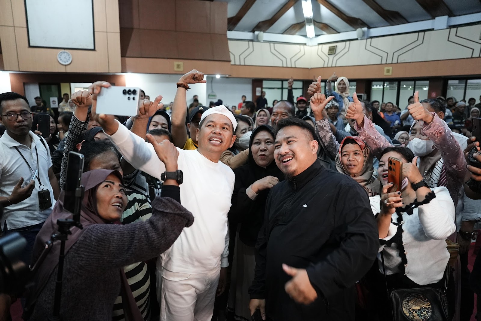 CAIRKAN SANTUNAN LAPAK YANG DITERTIBKAN, KANG REY TEGASKAN PEMERINTAH TIDAK OMONG-KOSONG