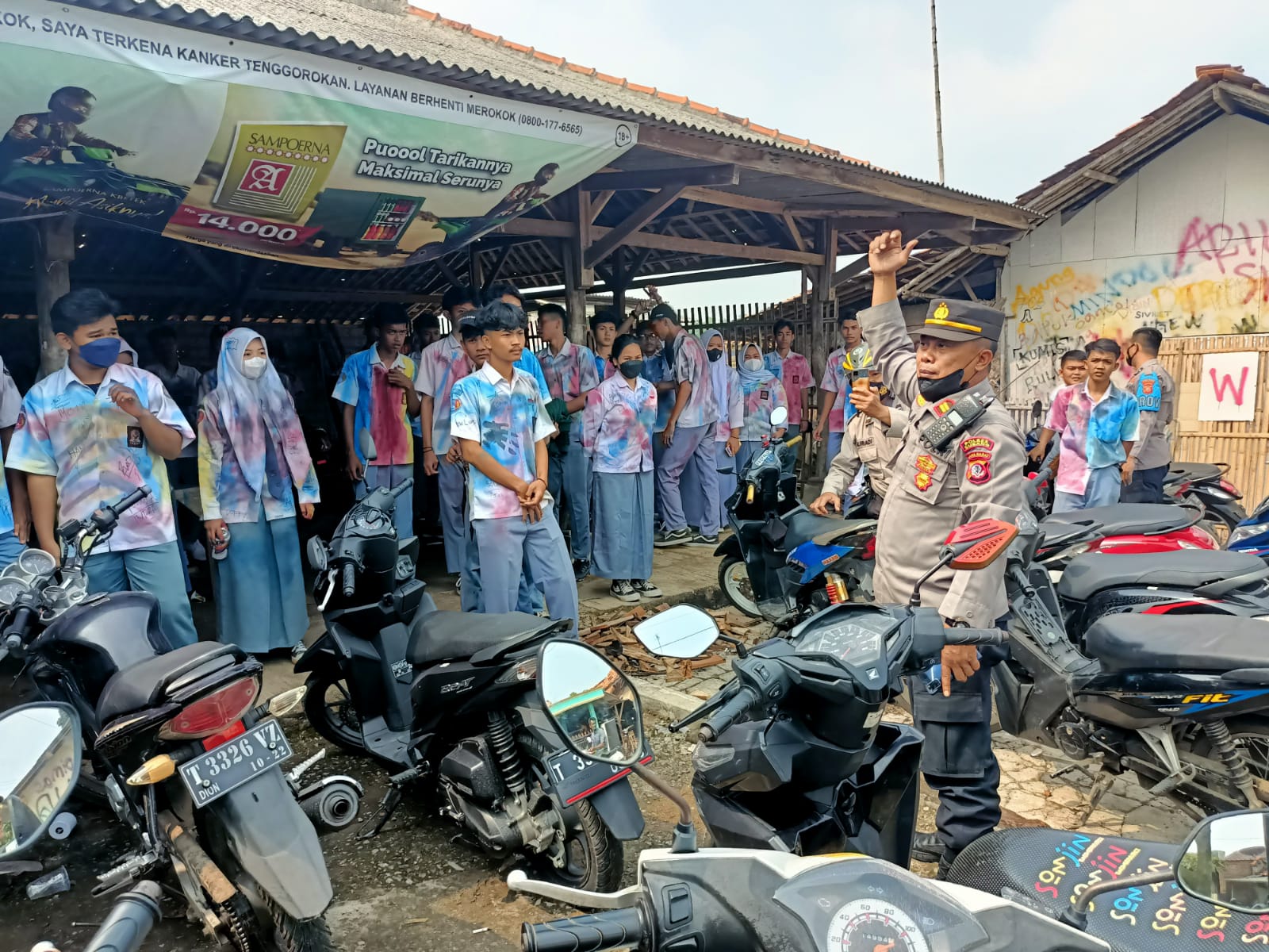 Cegah Tawuran Antar Pelajar Jajaran Polsek Pabuaran Laksanakan Razia