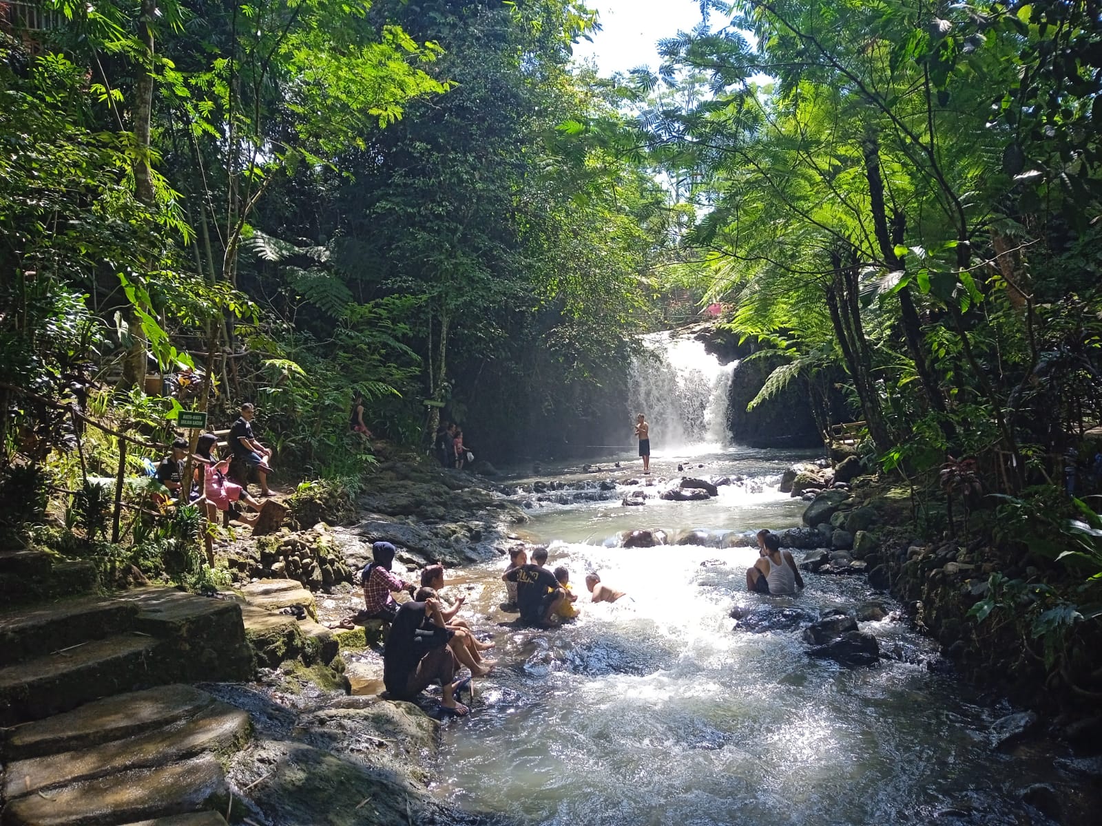 Curug Ciangin Menunggu Bantuan Pemerintah