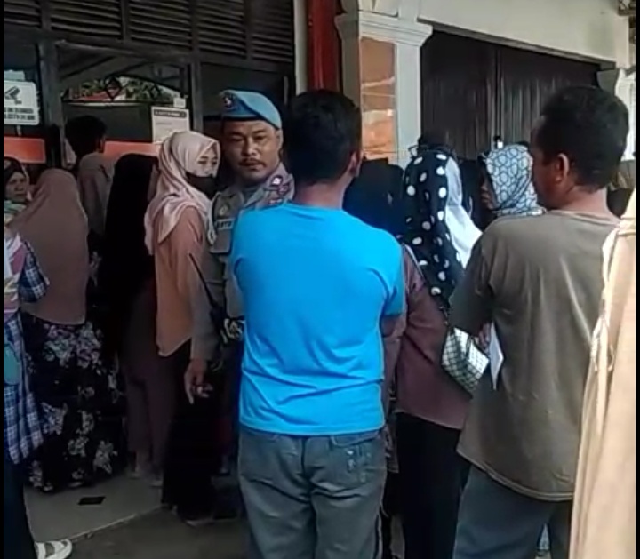 CYBERNASA TV : Lancar,Penyaluran BPNT & PKH Bertempat Di Kantor POS Tanjungsiang