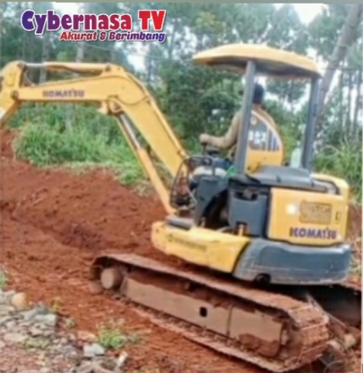 Cybernasa TV - Pemdes Tenjolaya NGABRET Perbaiki Jalan Dan Drainase Kampung Cigore Yang Berbatasan Dengan Desa Cimenteng