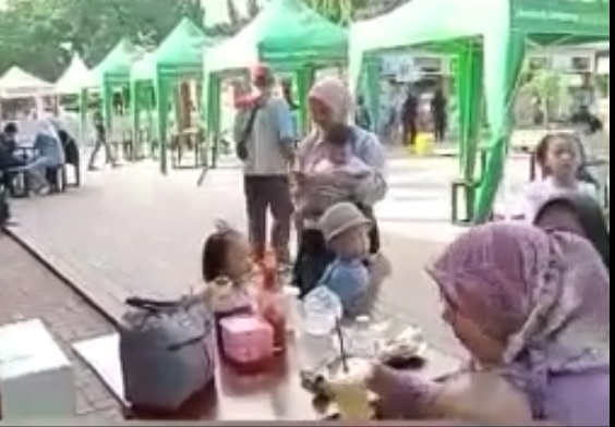 CYBERNASA TV : Suasana Alun - alun Kabupaten Subang Malam Mingguan
