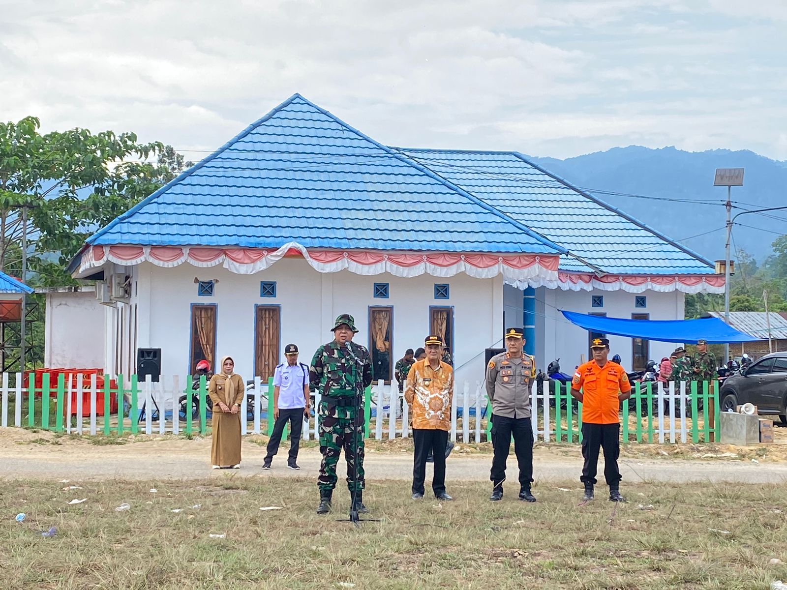 Dalam Rangka Karya Bhakti TNI Tahun 2023, Kodim 1430/Konut Laksanakan Gotong Royong