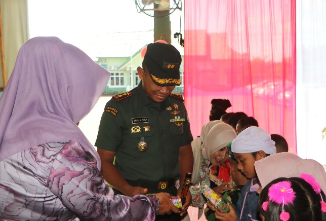 Dandim 0104/Atim Hadiri Acara Wisuda Dan Perpisahan TK Kartika XIV-5 Langsa Tahun Ajaran 2022-2023