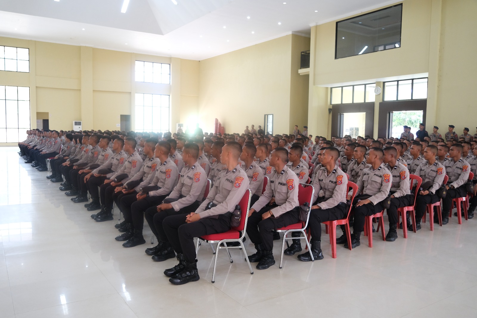 Evaluasi Pelanggaran Personel, Wakapolda Sultra Beri Arahan Kepada Bintara Remaja