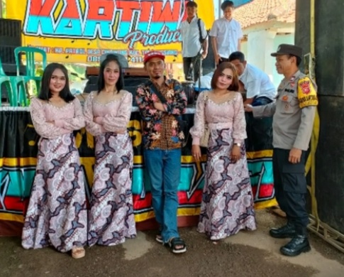 Giat Bhabinktm Desa Sindanglaya melaksanakan Pengamanan Hibmas Organ Tunggal Kartiwa Gruf