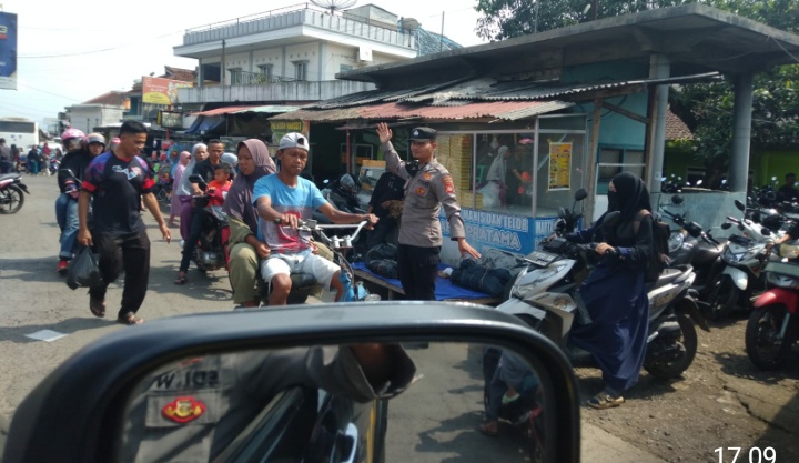 Giat Gatur Antisipasi Kemacetan dan kerawanan lainnya di Wilayah Hukum Polsek Tanjungsian
