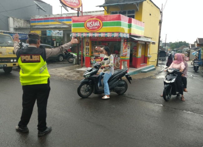 Giat  Patroli Sore menjelang berbuka Puasa, Anggota Patroli  Polsek Tanjungsiang Tidak Lepas dari 3S