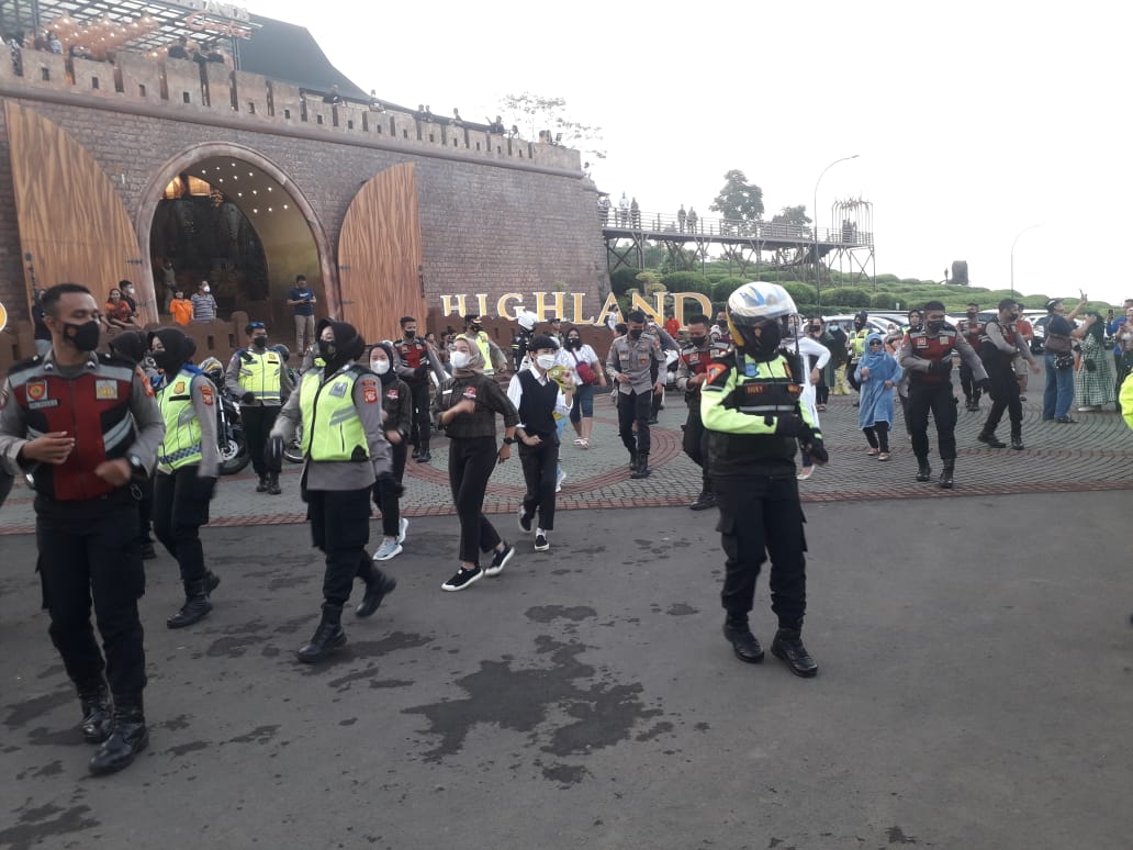 Giliran Wisatawan Di Goyang Jajaran Polres Subang