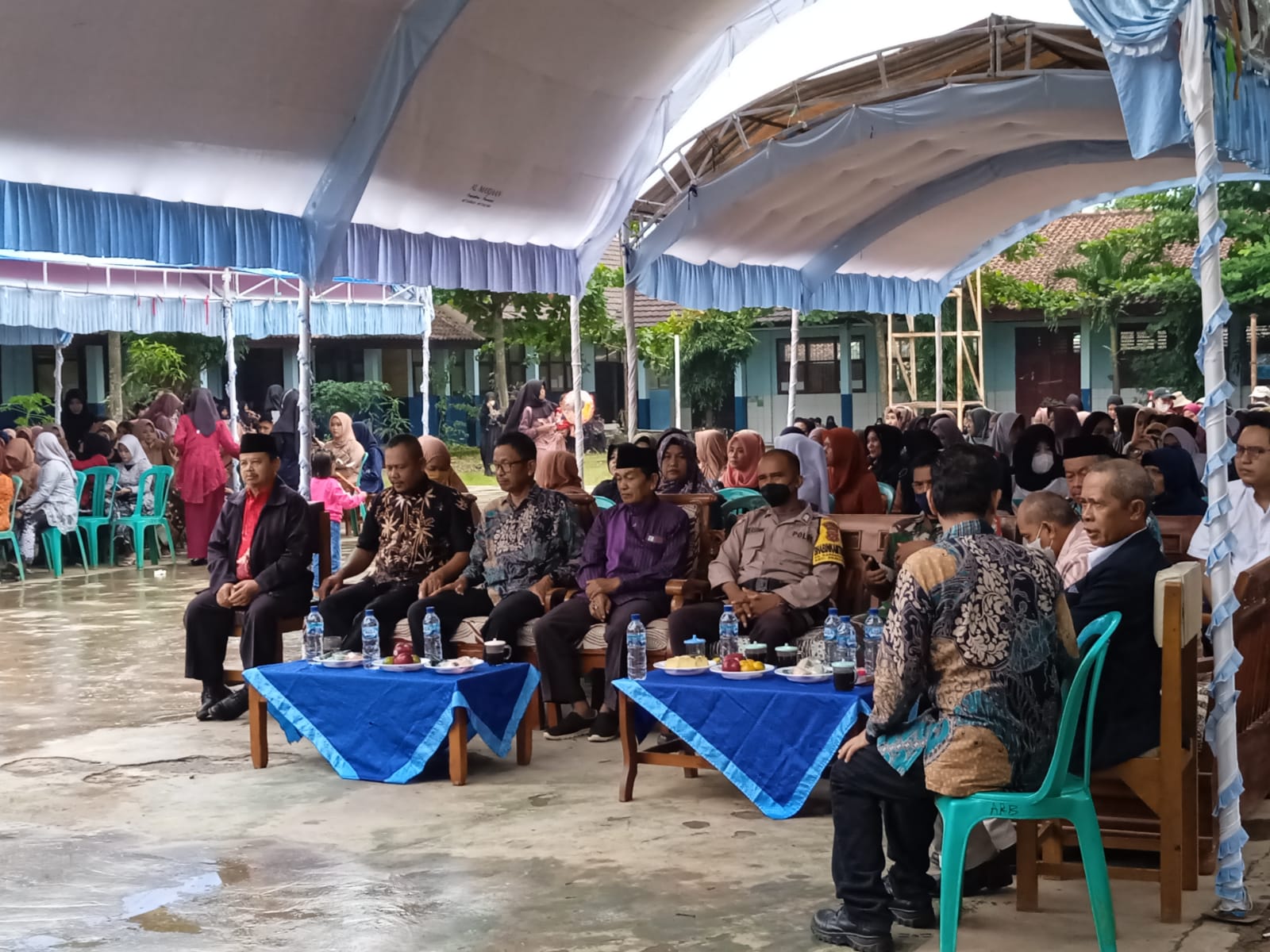 Gupay Pangjajap Siswa-Siswi Kelas IX SMP N 2 Pabuaran