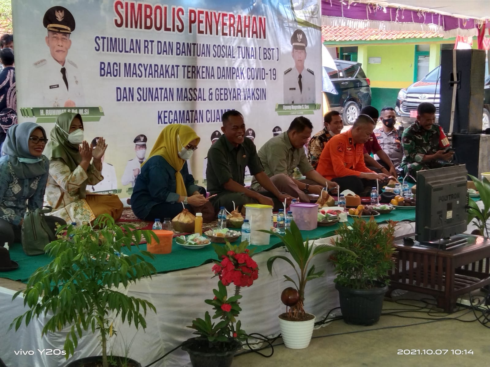 H.Ruhimat Kunker Ke Desa Sukahurip, Serap Aspirasi Dan Serahkan Bantuan
