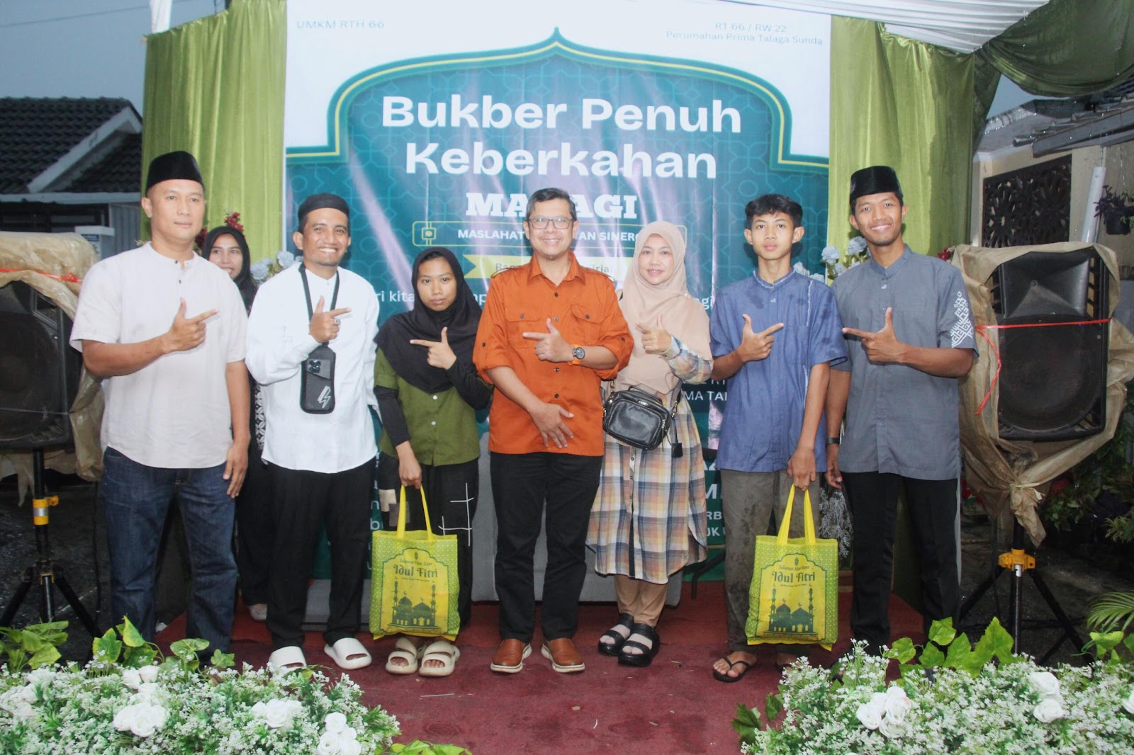 HADIRI BAZAR UMKM RTH 66 TALAGA SUNDA, KANG AKUR SIAP NGABRET PROMOSIKAN PRODUK MELALUI LIVE TIKTOK