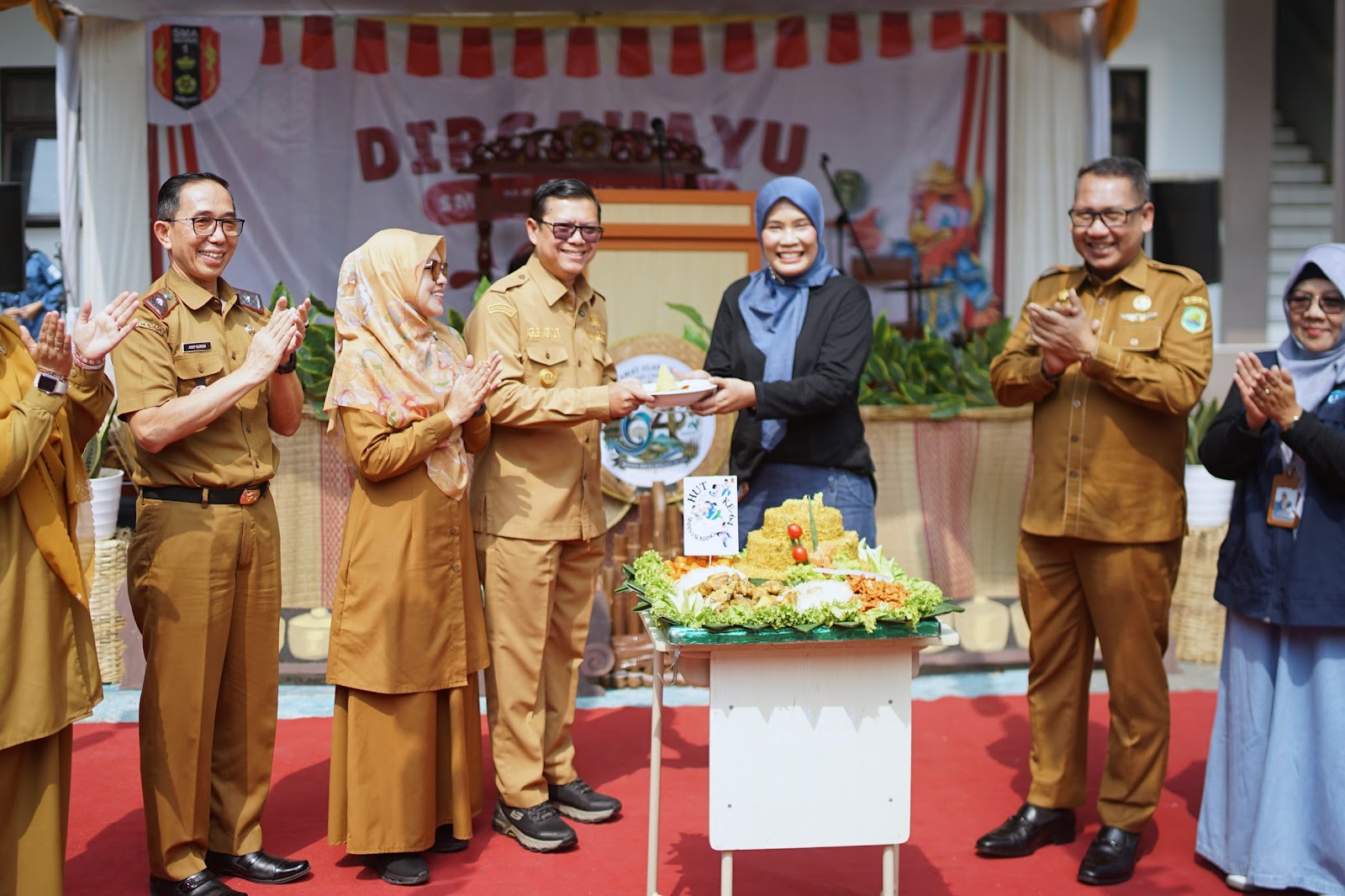 HADIRI HUT KE-64 SMAN 1 SUBANG, KANG AKUR: KARAKTER ANAK MUDA KUNCI SDM UNGGUL SUBANG
