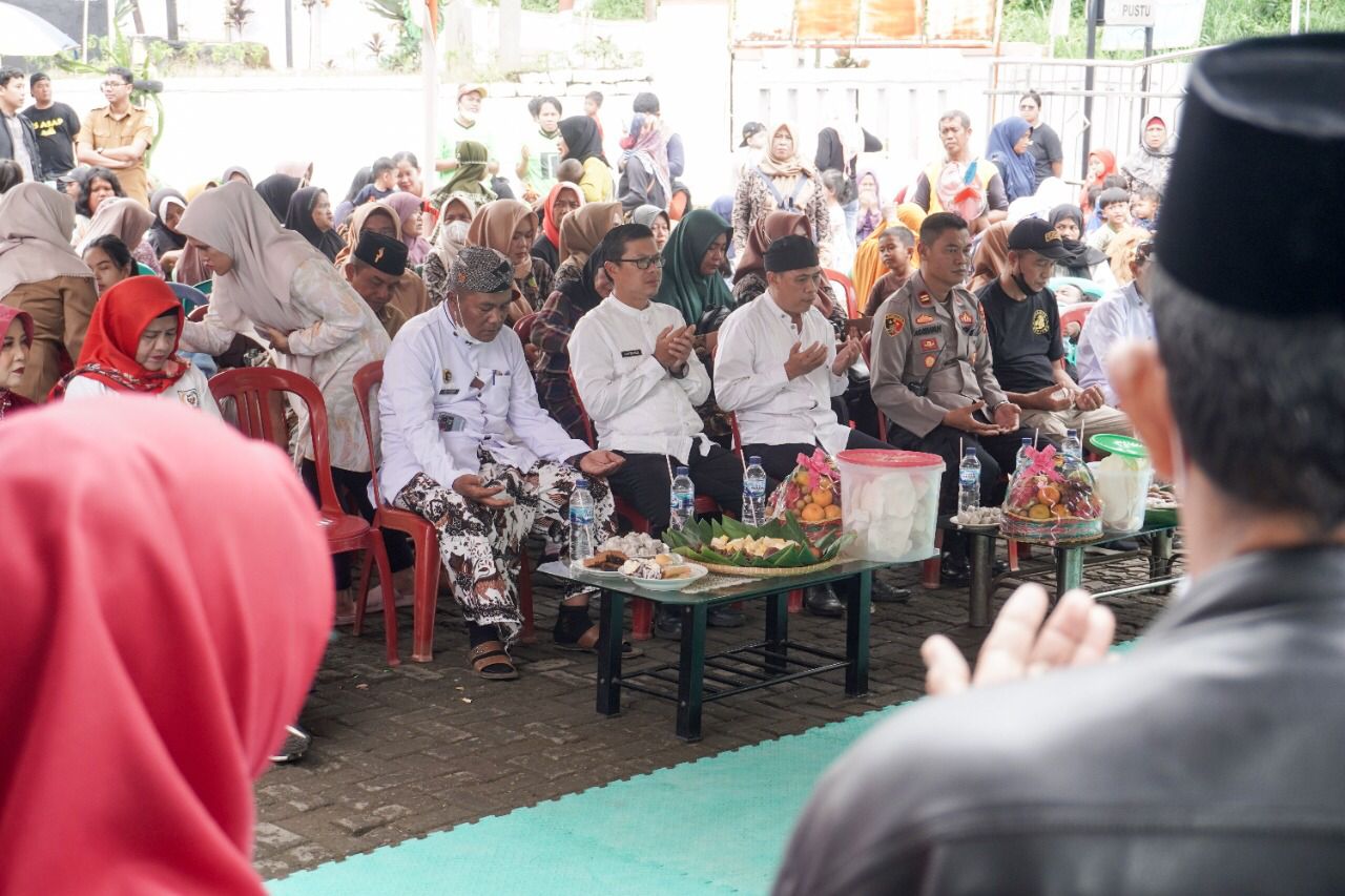 Hadiri Milangkala Desa Cijambe, Kang Akur Himbau "Masyarakat Tetap Gotong Royong"